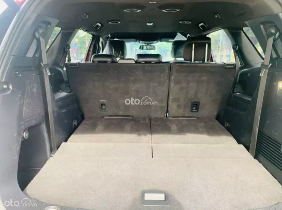 Ford Everest 2020 - Không đâm đụng, không ngập nước