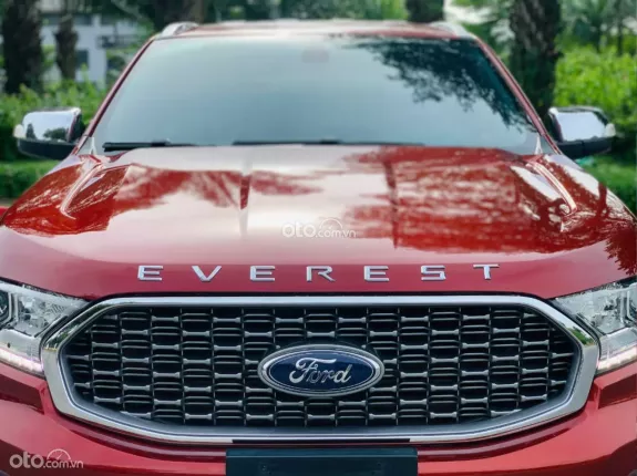 Ford Everest 2020 - Không đâm đụng, không ngập nước