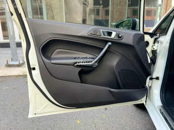 Ford Fiesta Sport 1.5L AT 2014 - Hỗ trợ vay ngân hàng lãi suất ưu đãi