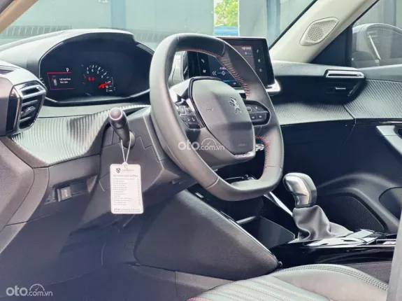 Peugeot 2008 Active 2021 - Giá 525tr