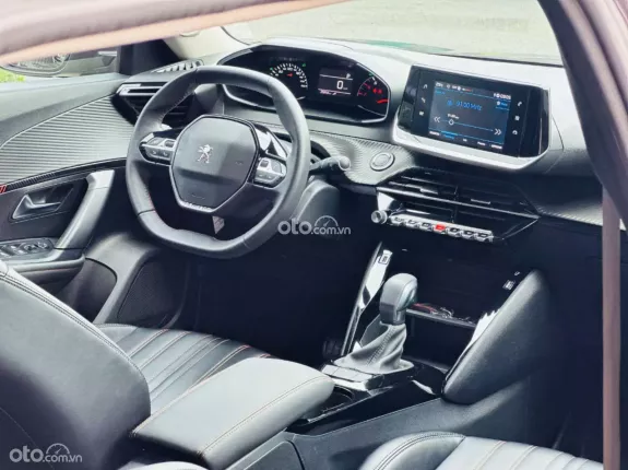 Peugeot 2008 Active 2021 - Giá 525tr