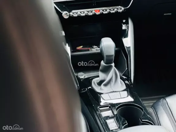 Peugeot 2008 Active 2021 - Giá 525tr