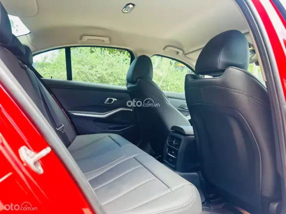 BMW 320i Sport Line 2024 - Odo 29.000km