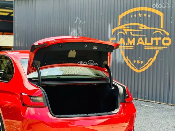 BMW 320i Sport Line 2024 - Odo 29.000km