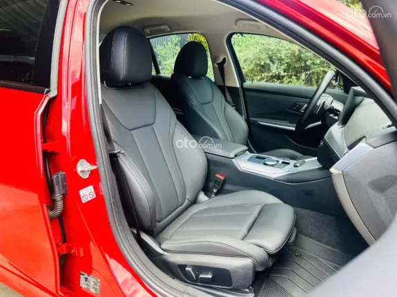 BMW 320i Sport Line 2024 - Odo 29.000km