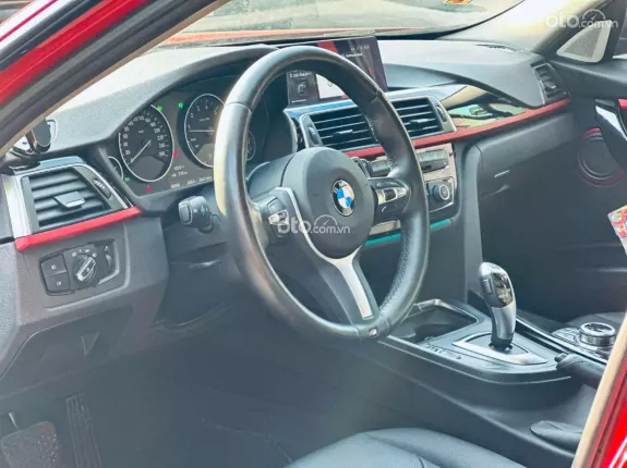 BMW 320i 2016 - 589tr