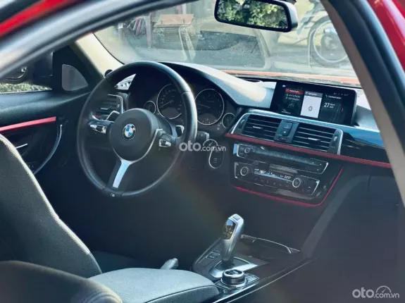 BMW 320i 2016 - 589tr