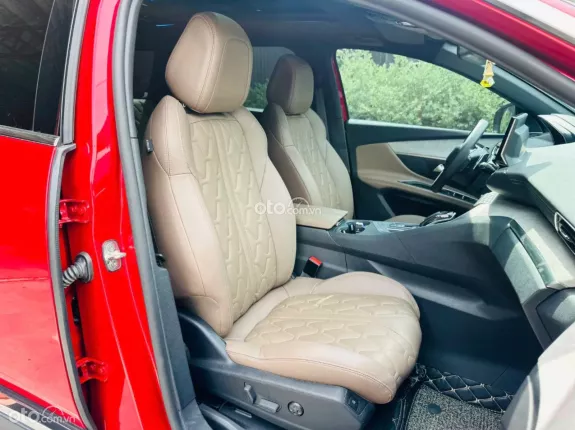 Peugeot 5008 GT 2022 - Giá 899tr