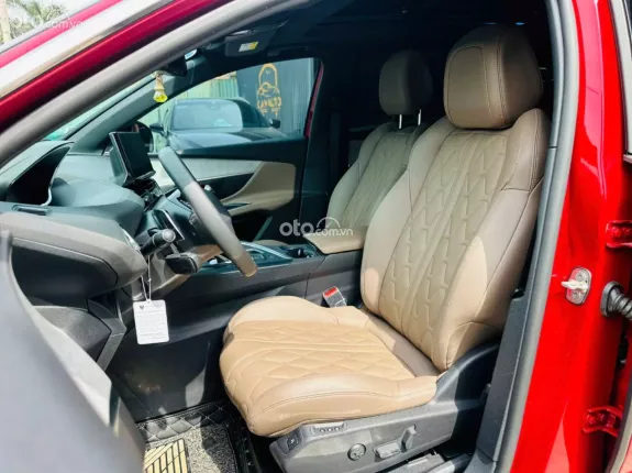 Peugeot 5008 GT 2022 - Giá 899tr