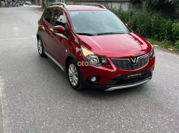 VinFast Fadil Cao cấp 2020 - 1.4 AT. Máy số keo chỉ ziin Nội ngoại thất rất mới. Màn hình, cam lùi đủ. Lốp theo xe còn ngu