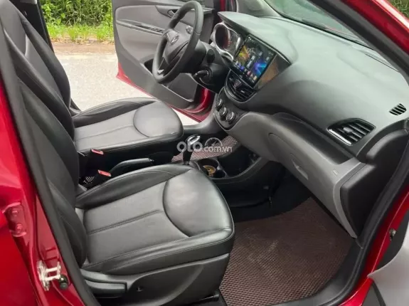 VinFast Fadil Cao cấp 2020 - 1.4 AT. Máy số keo chỉ ziin Nội ngoại thất rất mới. Màn hình, cam lùi đủ. Lốp theo xe còn ngu