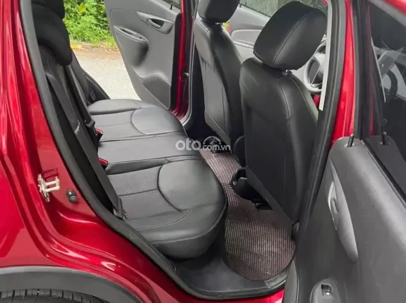 VinFast Fadil Cao cấp 2020 - 1.4 AT. Máy số keo chỉ ziin Nội ngoại thất rất mới. Màn hình, cam lùi đủ. Lốp theo xe còn ngu