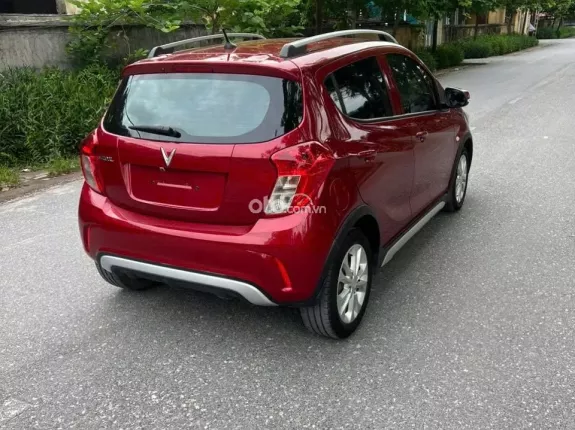 VinFast Fadil Cao cấp 2020 - 1.4 AT. Máy số keo chỉ ziin Nội ngoại thất rất mới. Màn hình, cam lùi đủ. Lốp theo xe còn ngu