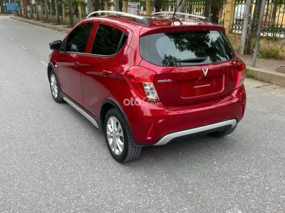 VinFast Fadil Cao cấp 2020 - 1.4 AT. Máy số keo chỉ ziin Nội ngoại thất rất mới. Màn hình, cam lùi đủ. Lốp theo xe còn ngu