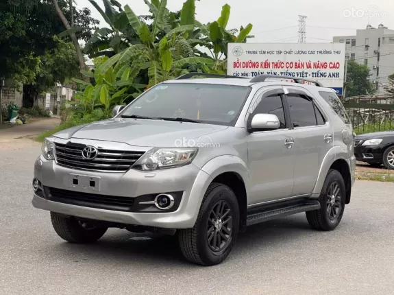 Toyota Fortuner 2.7 V 4X4 AT 2015 - Cam kết chất lượng bằng văn bản