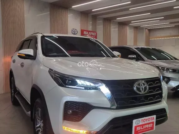 Toyota Fortuner 2023 - 979 triệu