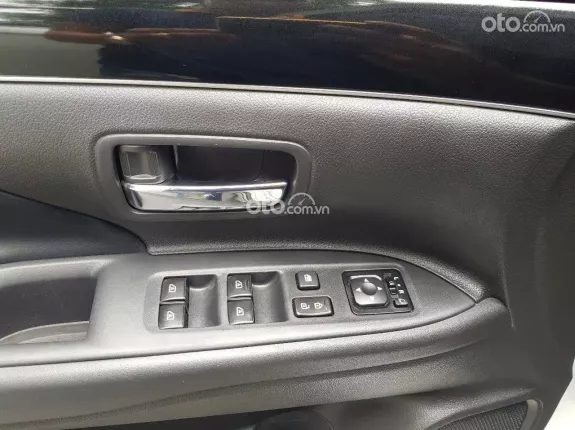 Mitsubishi Outlander 2.0 CVT 2023 - MITSUBISHI OUTLANDER 2.0 AT sản xuất 2023. Xe tư nhân chính chủ