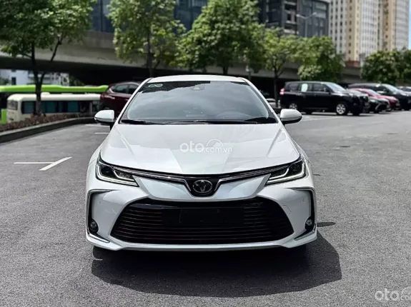 Toyota Corolla Altis 1.8 HEV 2022 - Xe sedan hybrid tiết kiệm nhiên liệu 2022