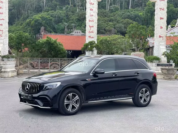 Mercedes-Benz GLC 250 4Matic 2017 - Đẹp net, quá ổn trong tầm giá 800 củ