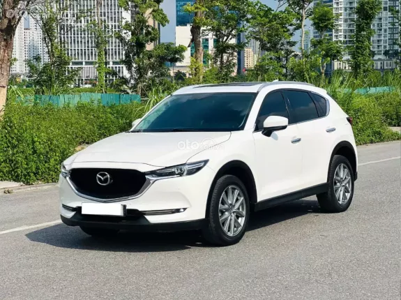 Mazda CX-5 2.0 Luxury 2017 - Xe trang bị hiện đại, sẵn sàng giao ngay