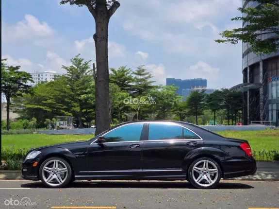 Mercedes-Benz S63 2011 - V8 5.5 biTURBO