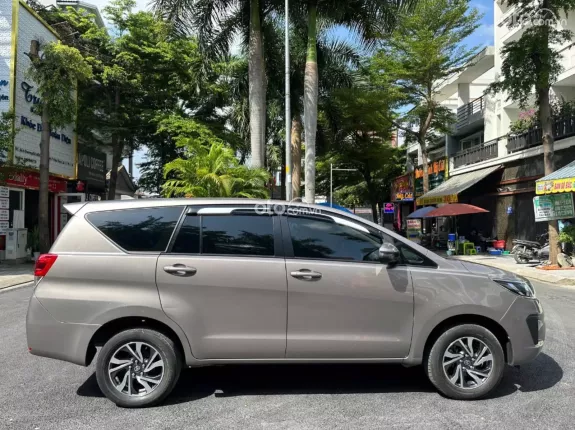 Toyota Innova 2.0E 2021 - Xe gia đình