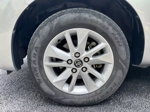 Toyota Innova 2.0E 2018 - MPV bền bỉ, tiết kiệm nhiên liệu