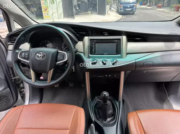 Toyota Innova 2.0E 2018 - MPV bền bỉ, tiết kiệm nhiên liệu