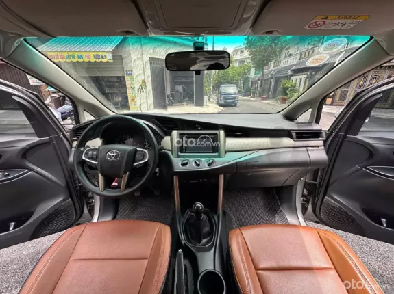Toyota Innova 2.0E 2018 - MPV bền bỉ, tiết kiệm nhiên liệu