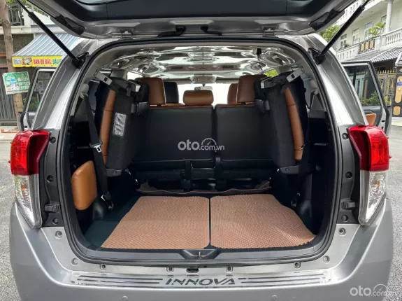 Toyota Innova 2.0E 2018 - MPV bền bỉ, tiết kiệm nhiên liệu