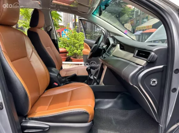 Toyota Innova 2.0E 2018 - MPV bền bỉ, tiết kiệm nhiên liệu