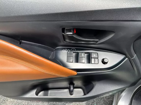 Toyota Innova 2.0E 2018 - MPV bền bỉ, tiết kiệm nhiên liệu