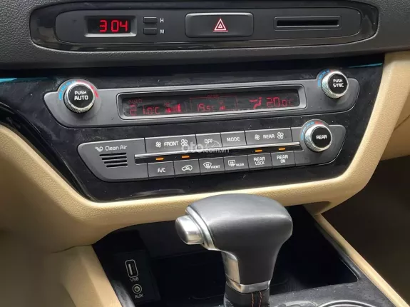 Kia Sedona 3.3 GATH 2019 - Máy xăng bản full