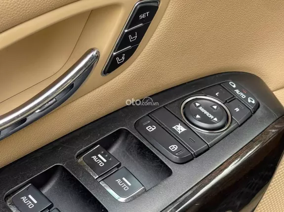 Kia Sedona 3.3 GATH 2019 - Máy xăng bản full