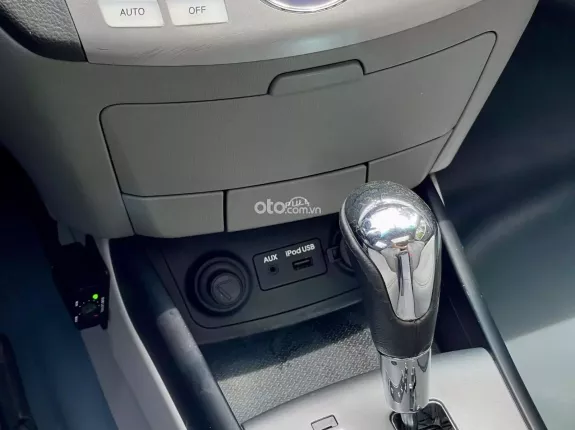 Hyundai Avante 1.6 AT 2012 - Full Đồ chơi