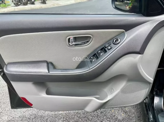 Hyundai Avante 1.6 AT 2012 - Full Đồ chơi