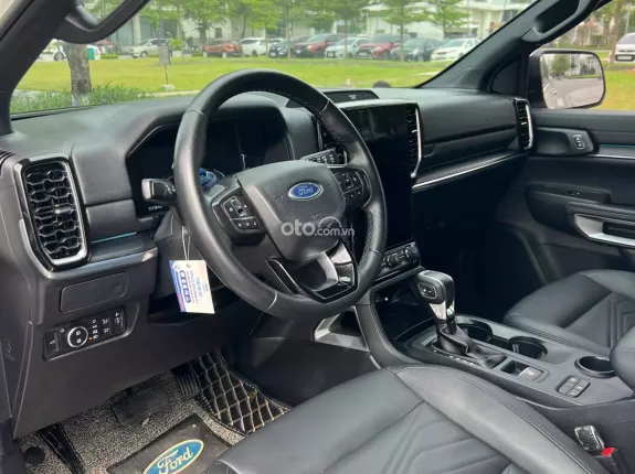 Ford Everest 2022 - Một chủ từ mới biển hà nội full lịch sử hãng