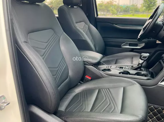 Ford Everest 2022 - Một chủ từ mới biển hà nội full lịch sử hãng