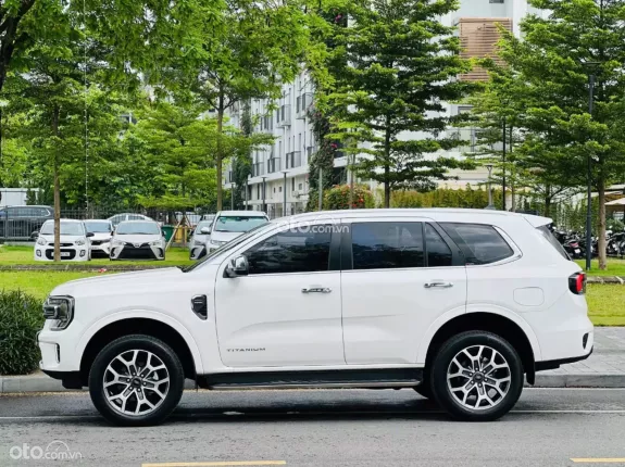 Ford Everest 2022 - Một chủ từ mới biển hà nội full lịch sử hãng