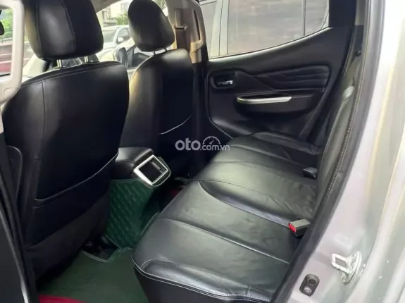 Mitsubishi Triton 4×4 AT MIVEC PREMIUM 2021 - Odo 12 vạn giá 635 triệu