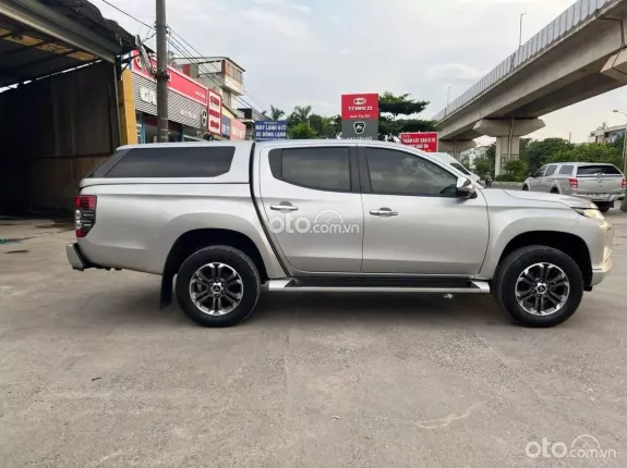 Mitsubishi Triton 4×4 AT MIVEC PREMIUM 2021 - Odo 12 vạn giá 635 triệu