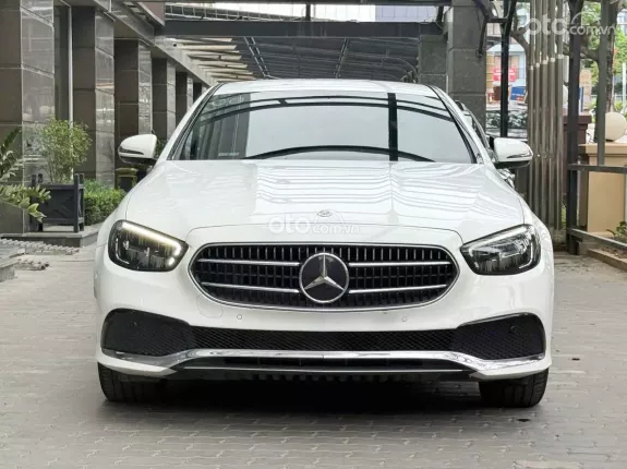 Mercedes-Benz E180 2022 - BAO ĐẬU BANK 70-90% (Ib Zalo tư vấn trực tiếp 24/7)