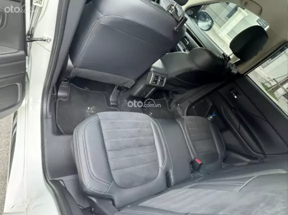 Mitsubishi Outlander 2.0 CVT 2024 - 1 chủ từ đầu