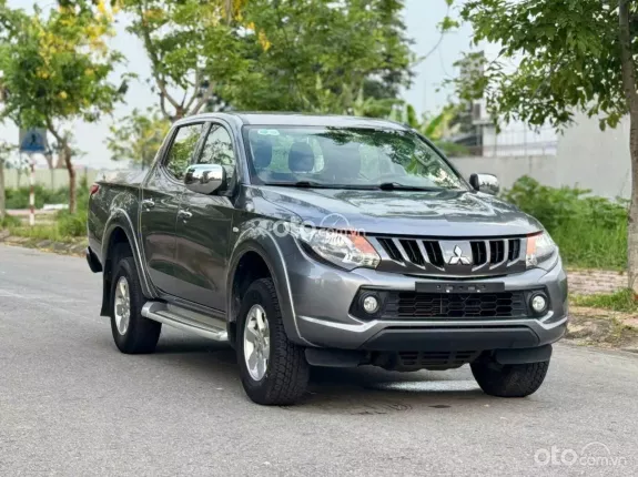 Mitsubishi Triton 4×2 AT 2019 - Giá thương lượng, có bớt lộc