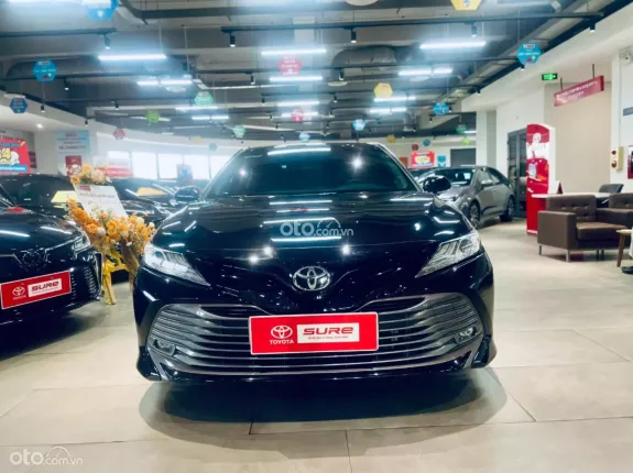 Toyota Camry 2.5Q 2020 - Xe sedan cao cấp màu đen sang trọng