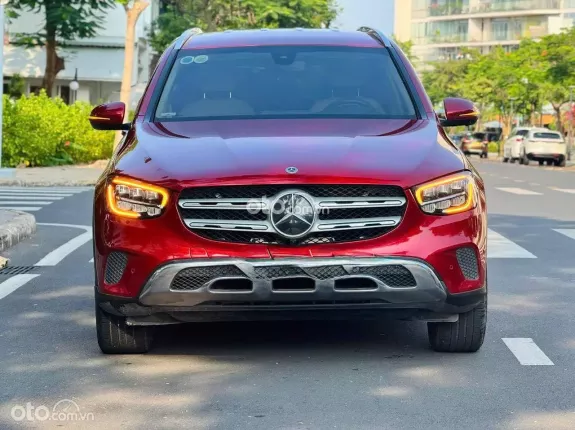 Mercedes-Benz GLC 200 4Matic 2021 - Xe chủ đi giữ gìn