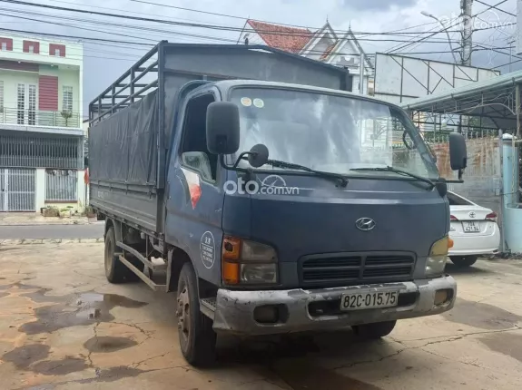 Hyundai HD 2001 - Có 89 triệu e E bán hyundai nhập hàn gốc kontum Máy rất ngon mạnh êm lốp mới, đăng kiểm 20/