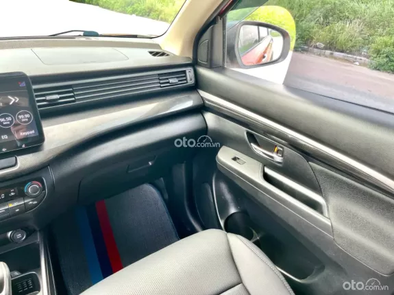 Suzuki XL7 1.5L 2021 - Bán xe Suzuki XL7 1.5 AT sản xuất năm 2021 số tự động, nhập khẩu, màu cam, tên tư nhân