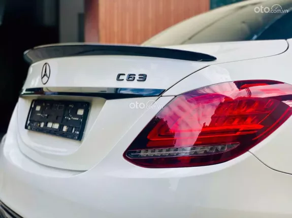 Mercedes-Benz C300 AMG 2015 - Xe bền bỉ, bảo hành đầy đủ