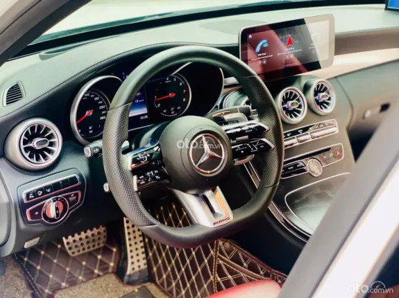 Mercedes-Benz C300 AMG 2015 - Xe bền bỉ, bảo hành đầy đủ